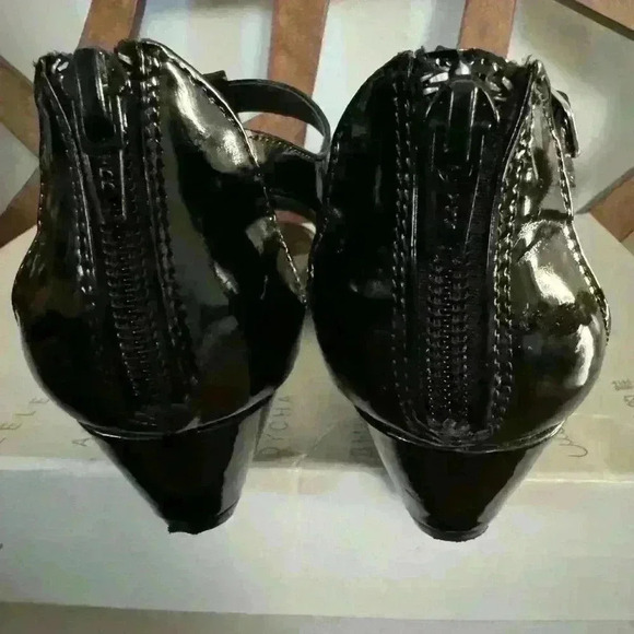 Size 9Women's Laura Scott Black Heels - Picture 7 of 9